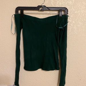 HUNTER GREEN // off the shoulder top 🌳